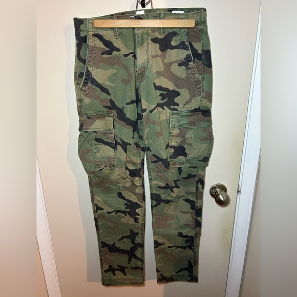 Gap Camo Cargo Pants - Picture 1 of 4